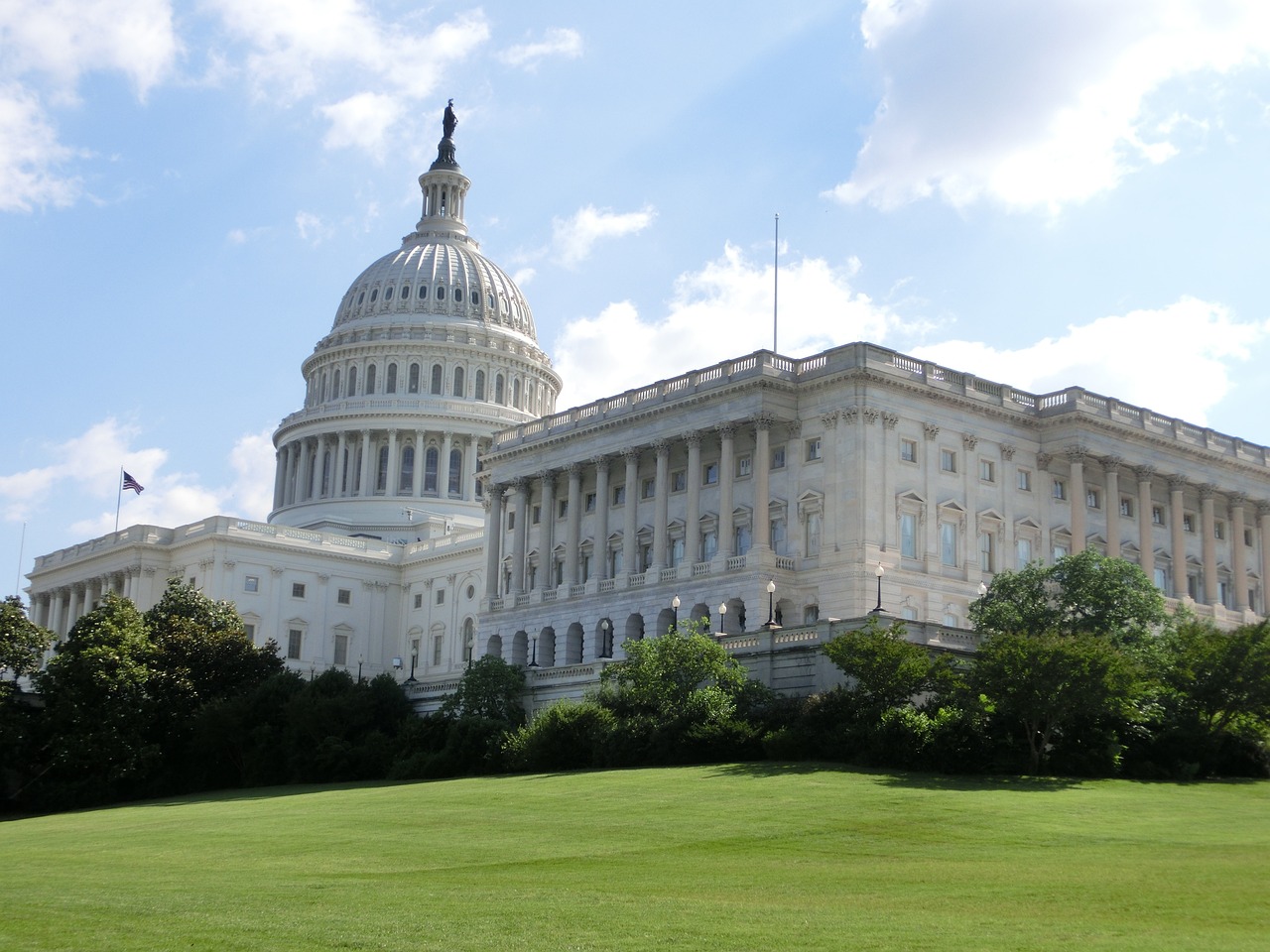 Senators Focus Efforts on Mental Health in America
