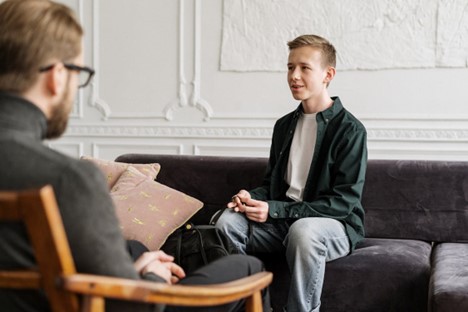 6 Factors to Consider Before Pursuing the Mental Health Field