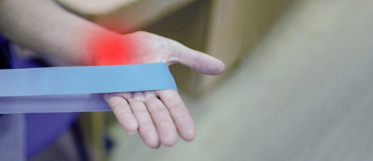 two conditions that are often misdiagnosed as carpal tunnel syndrome