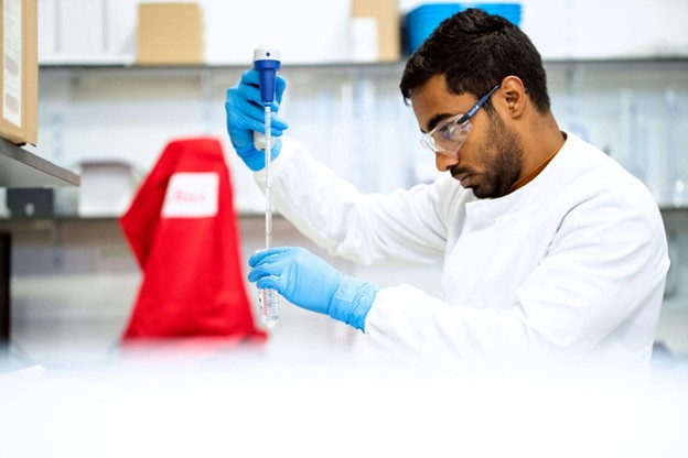 How Precision Dispensing Technologies Support Drug Discovery