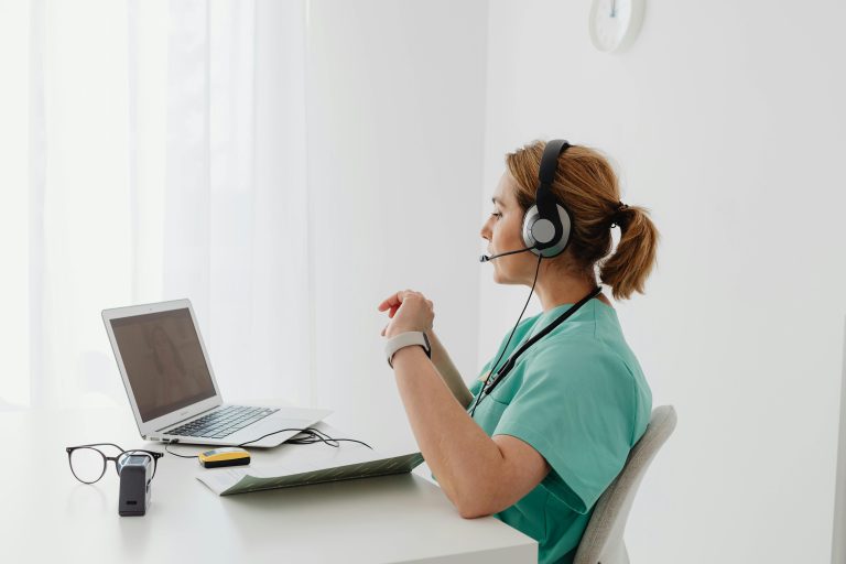 Luxury Rehab vs. Standard Rehab: Is the Cost Justified?