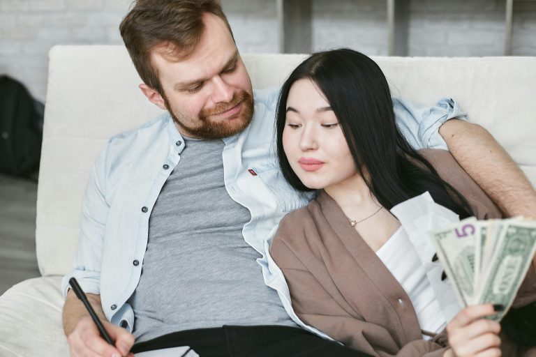 Trauma Bonding: Why You Can’t Leave an Abusive Relationship